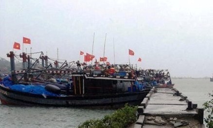 Một ngư dân mất tích, nhiều tàu gặp nạn trong bão số 4 Ảnh minh họa.