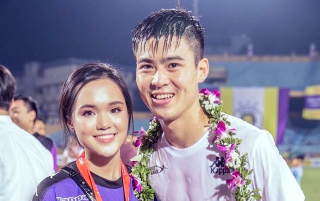 Bạn gái hotgirl của Duy Mạnh gây ‘bão’ vì khả năng dự đoán ‘như thần’ Bạn gái hotgirl của Duy Mạnh gây ‘bão’ vì khả năng dự đoán ‘như thần’