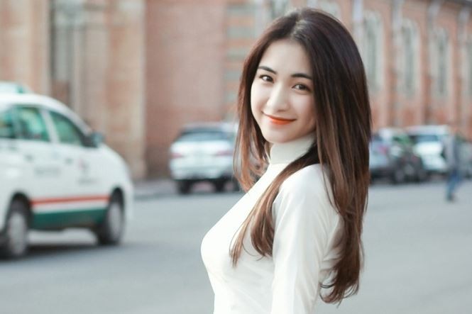 Phản ứng của Hoà Minzy khi vướng tin đồn sinh con cho bạn trai đại gia Phản ứng của Hoà Minzy khi vướng tin đồn sinh con cho bạn trai đại gia