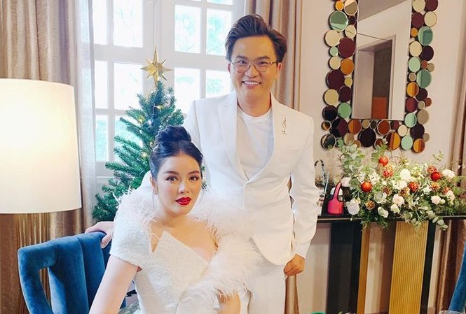 Showbiz 14/11: Lý Nhã Kỳ lên tiếng về đám cưới với MC Đại Nghĩa Showbiz 14/11: Lý Nhã Kỳ lên tiếng về đám cưới với MC Đại Nghĩa
