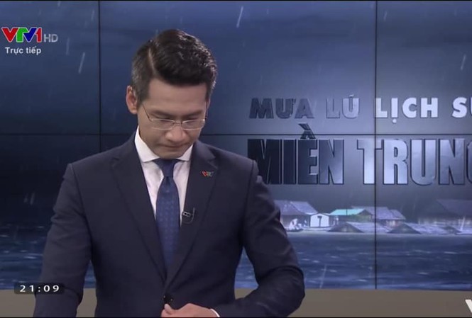 BTV Tuấn Dương chính thức lên tiếng về sự cố khi dẫn live về bão lũ miền Trung BTV Tuấn Dương chính thức lên tiếng về sự cố khi dẫn live về bão lũ miền Trung