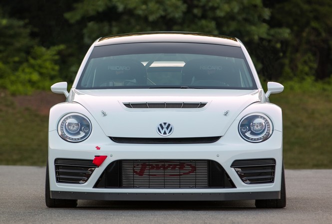 Volkswagen Beetle nhanh hơn cả siêu xe Bugati Veyron Volkswagen Beetle nhanh hơn cả siêu xe Bugati Veyron