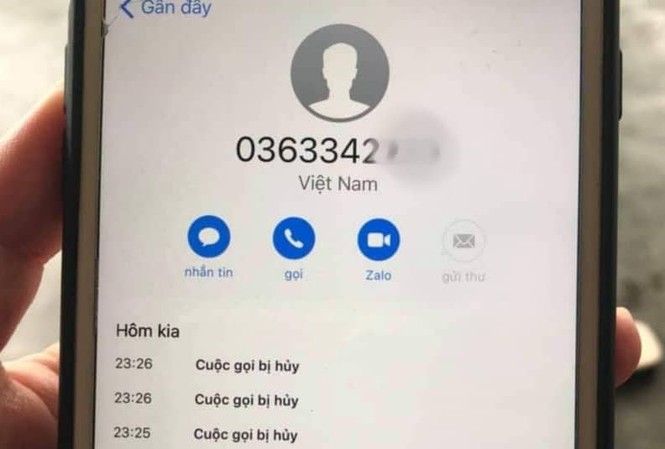 Thảm kịch 39 người chết: Xuất hiện số điện thoại lạ nghi 'cò mồi' đi Anh Thảm kịch 39 người chết: Xuất hiện số điện thoại lạ nghi 'cò mồi' đi Anh