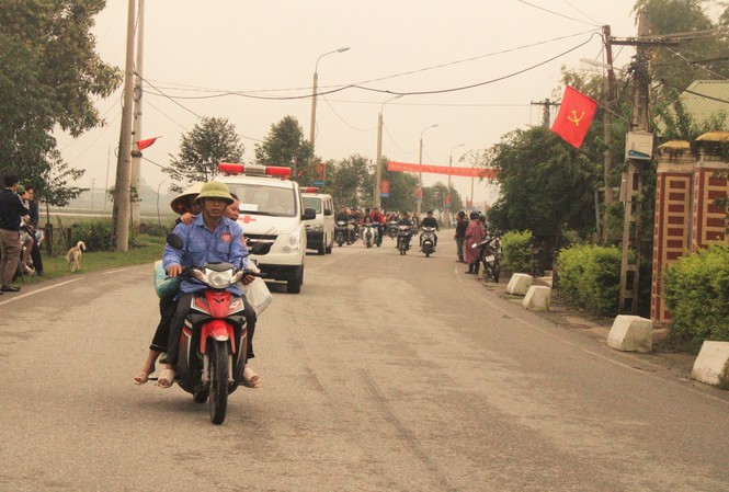 39 người tử vong tại Anh: Hà Tĩnh tiếp nhận 8 thi hài đầu tiên 39 người tử vong tại Anh: Hà Tĩnh tiếp nhận 8 thi hài đầu tiên