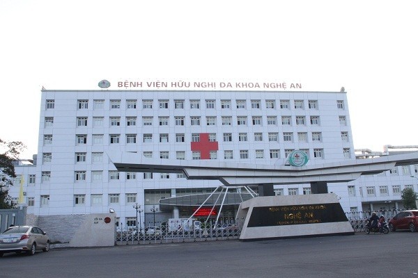 Xác minh thông tin bác sỹ ở Nghệ An 'ôm sinh viên ngủ trong ca trực' Xác minh thông tin bác sỹ ở Nghệ An 'ôm sinh viên ngủ trong ca trực'