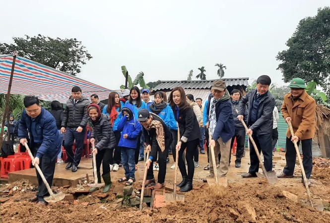 Tuổi trẻ Hà Tĩnh đồng loạt ra quân chào mừng ngày thành lập Đoàn Tuổi trẻ Hà Tĩnh đồng loạt ra quân chào mừng ngày thành lập Đoàn 