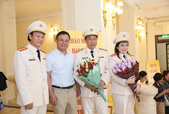 Ba nghệ sĩ công an được phong tặng NSND là ai? Ba nghệ sĩ công an nhận danh hiệu Nghệ sĩ nhân dân