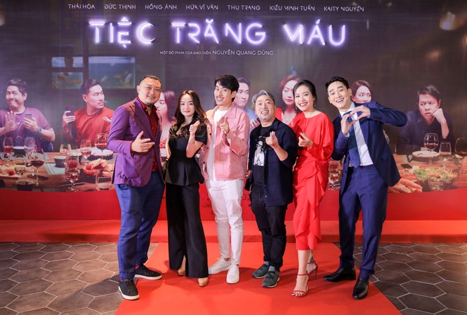 Kaity Nguyễn-Kiều Minh Tuấn và dàn sao ‘Tiệc trăng máu’ hội ngộ trên thảm đỏ Đạo diễn Nguyễn Quang Dũng và dàn diễn viên