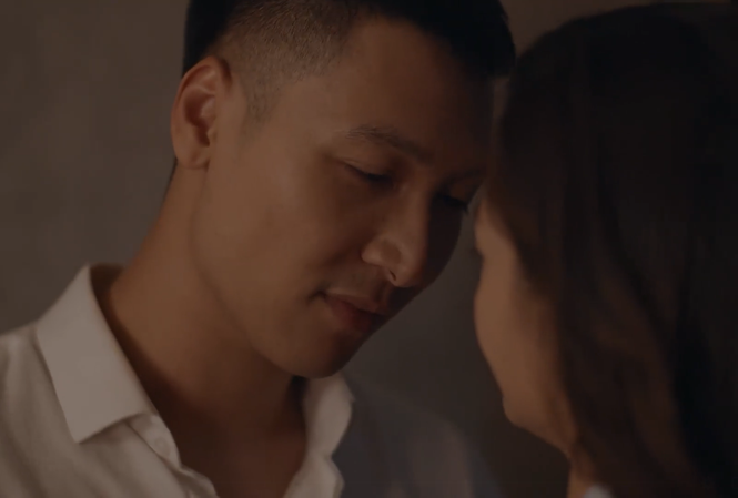 Mạnh Trường lên cơn ghen, ‘Hồ sơ cá sấu kịch tính’ ngay tập 1 Mạnh Trường lên cơn ghen tuông vì phát hiện vợ có biểu hiện lạ