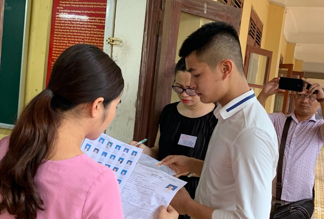 Năm nay, Bộ GD&ĐT sẽ chấm thẩm tra bài thi đạt điểm cao Năm nay, các bài đạt điểm cao phải được chọn để chấm kiểm tra