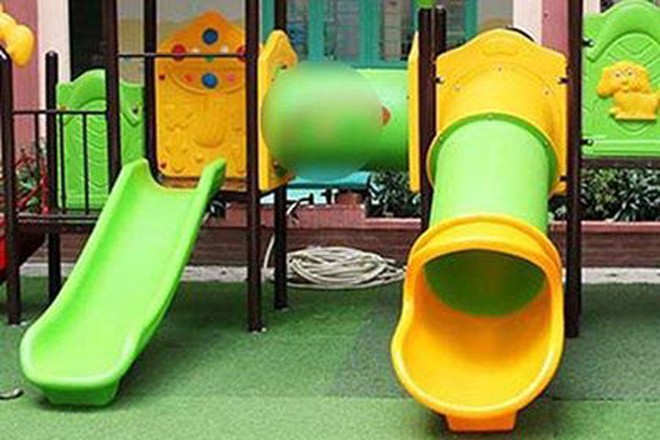 Trẻ 34 tháng tuổi tử vong khi chơi nhà leo ở trường học Nhà leo nằm ngang của cơ sở mầm non Phù Lỗ