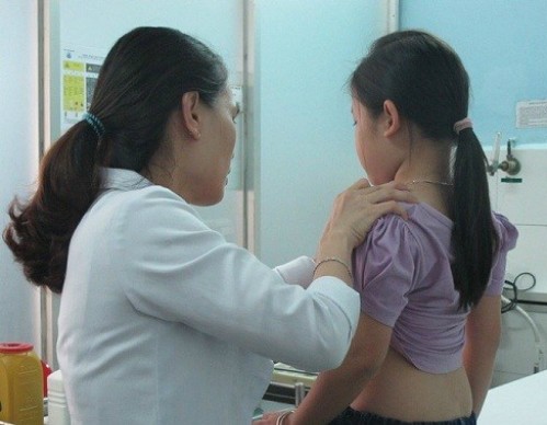 Dấu hiệu con dậy thì sớm cha mẹ cần lưu ý Hiện nay, tỷ lệ dậy thì sớm ở trẻ ngày càng gia tăng, ảnh hưởng nghiêm trọng đến tâm sinh lý. Ảnh: A.N