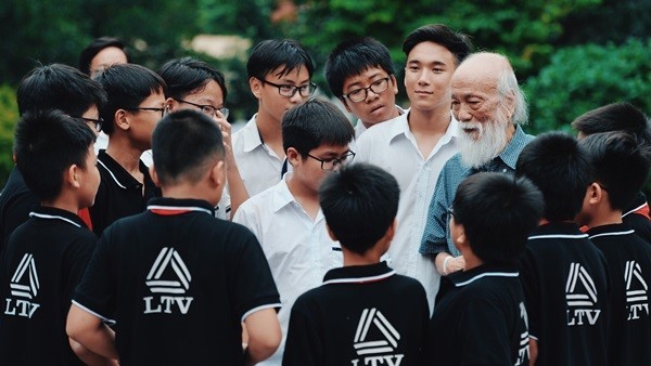 Học sinh trường Lương Thế Vinh làm phim tri ân cố PGS Văn Như Cương Học sinh trường Lương Thế Vinh làm phim tri ân cố PGS Văn Như Cương