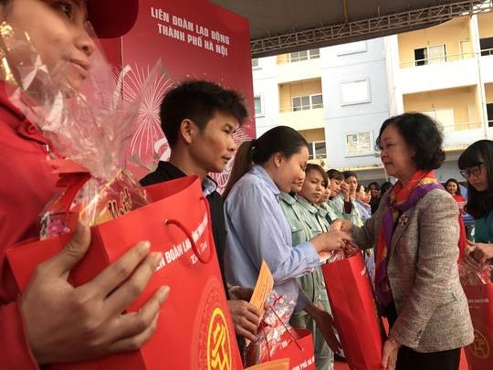 Có người ở Hà Nội được thưởng Tết 420 triệu đồng Có người ở Hà Nội được thưởng Tết 420 triệu đồng