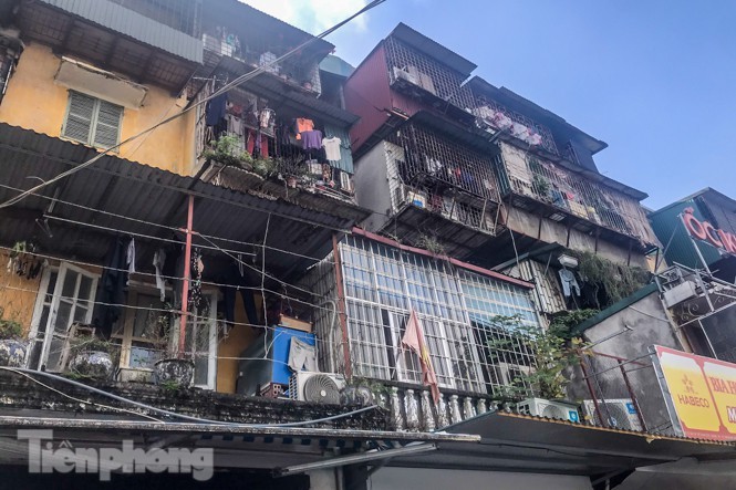 Hà Nội: Cải tạo chung cư cũ theo hình thức ‘cuốn chiếu’ Một khu chung cư cũ mức độ D trên địa bàn Hà Nội