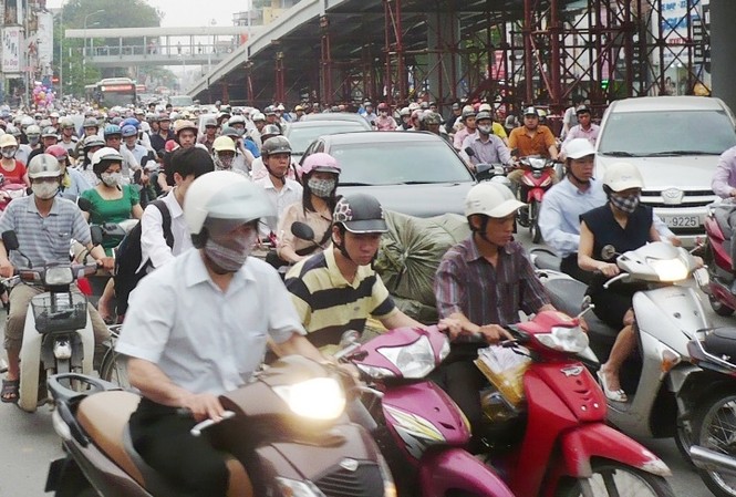 Quận trung tâm Hà Nội sẽ hạn chế xe máy trước Các quận trung tâm sẽ có kế hoạch hạn chế xe máy trước. Ảnh: T.Đảng