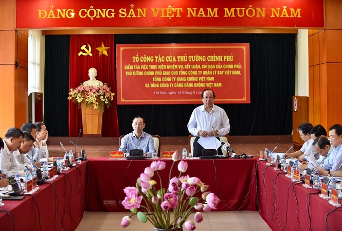 Thủ tướng yêu cầu khắc phục tình trạng chậm, hủy chuyến bay Tổ công tác của Thủ tướng kiểm tra việc thực hiện nhiệm vụ tại các đơn vị hàng không.
