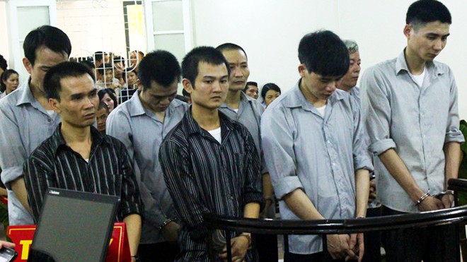 Đánh hội đồng khiến một người chết vì nghi là trộm 8 bị cáo bị truy tố tội giết người