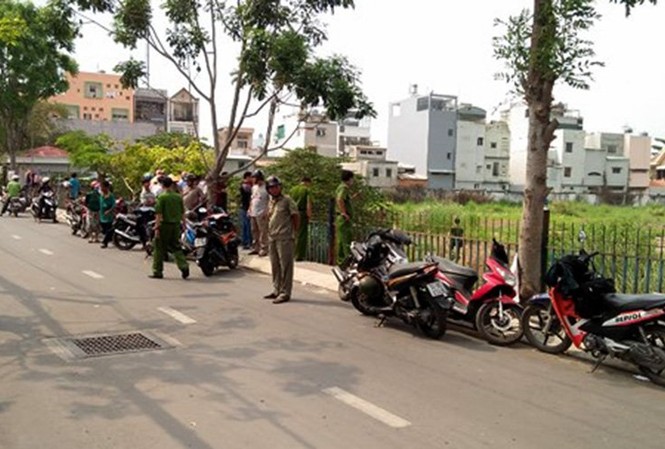 Công an vào cuộc vụ trẻ sơ sinh bị đàn heo kéo lê, tử vong Lực lượng chức năng khám nghiệm hiện trường