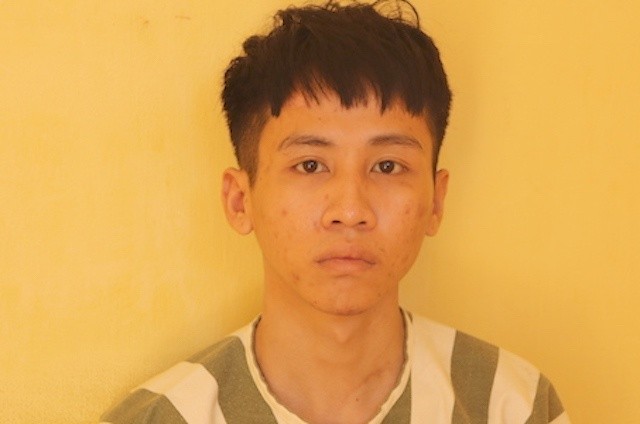 Lừa bạn tình đồng tính đến nhà 'mây mưa' sau đó trộm tiền Linh tại cơ quan điều tra. Ảnh: Công an Trà Vinh