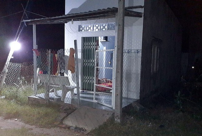 Người phụ nữ tử vong với chiếc gối trên mặt Căn nhà nơi xảy ra vụ việc