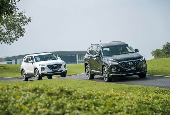 Doanh số Hyundai SantaFe tăng trưởng mạnh trong tháng 10 Doanh số Hyundai SantaFe tăng trưởng mạnh trong tháng 10