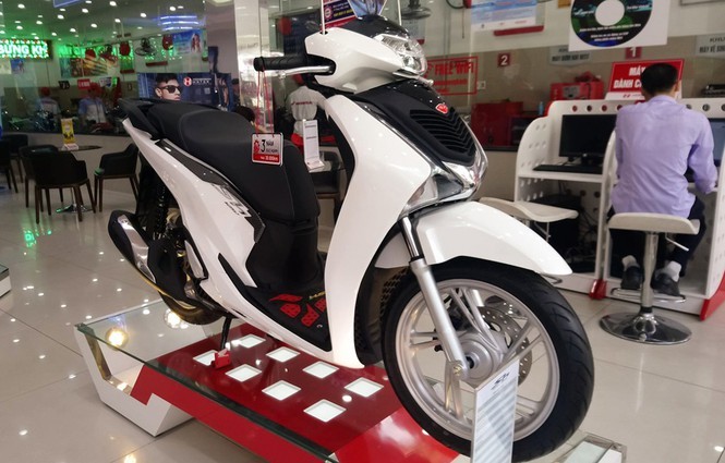 Cục Bảo vệ người tiêu dùng 'bất lực' với xe máy Honda loạn giá Cục Bảo vệ người tiêu dùng 'bất lực' với xe máy Honda loạn giá