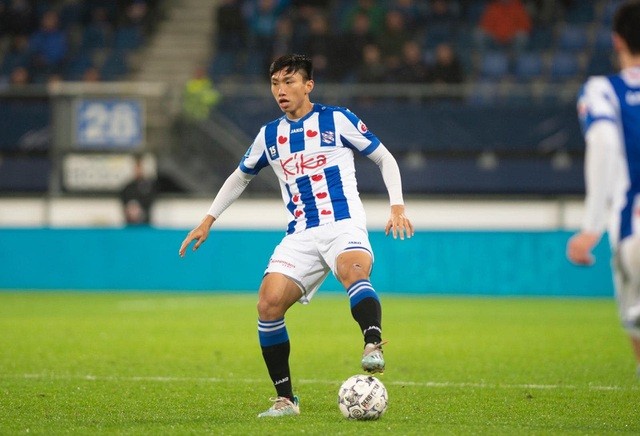 Đàm phán với Heerenveen bất thành, Hà Nội gọi Văn Hậu trở về Đàm phán với Heerenveen bất thành, Hà Nội gọi Văn Hậu trở về