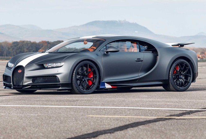 Bugatti Chiron Sport bản giới hạn chỉ 20 chiếc Bugatti Chiron Sport bản giới hạn chỉ 20 chiếc