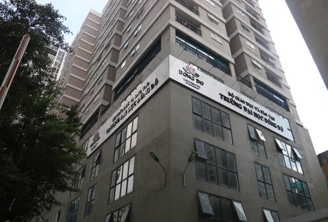 Ai sẽ ngồi 'ghế nóng' trường Đại học Đông Đô Ai sẽ ngồi 'ghế nóng' trường Đại học Đông Đô