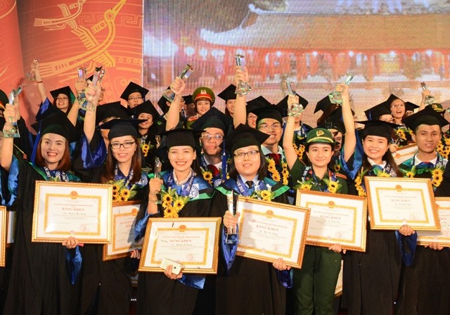Xây dựng Đại học tinh hoa: Người tài cần có kỹ năng bảo vệ mình Đào tạo người tài, làm thể nào để “cây cao không bị chặt”?