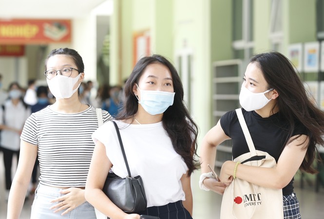 Bộ Giáo dục chỉ đạo khẩn về phòng, chống COVID-19 Bộ Giáo dục chỉ đạo khẩn về phòng, chống COVID-19