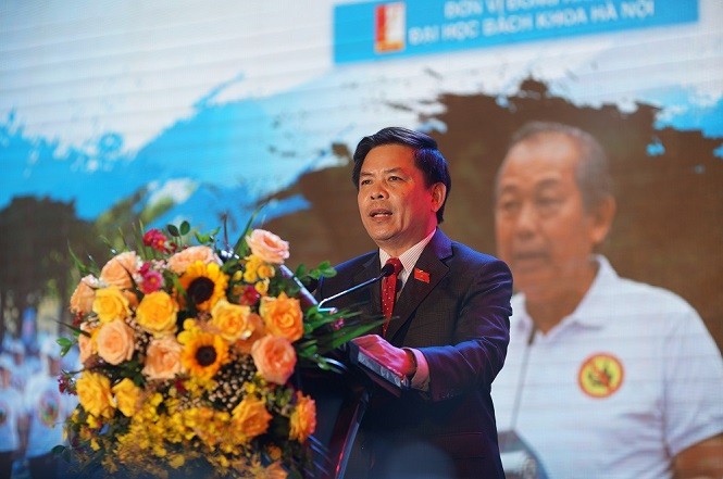 Kêu gọi sinh viên 'đã uống rượu bia, không lái xe' Ông Nguyễn Văn Thể - Bộ trưởng Bộ GTVT.