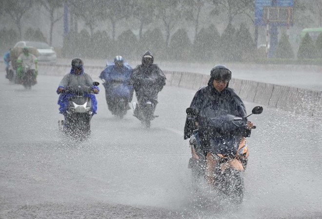Hà Nội đêm nay mưa lớn, chất lượng không khí được cải thiện Hà Nội đêm nay mưa lớn, chất lượng không khí được cải thiện