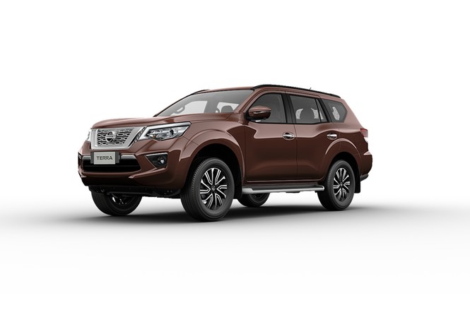 Vì sao lô xe Nissan bị 'bỏ quên' ở cảng Hải Phòng? Mẫu xe Nissan Terra V đang có giá bán từ 848 – 998 triệu đồng