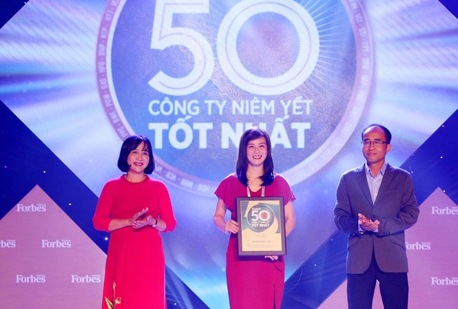 Bảo Việt 8 năm lọt Top 50 công ty niêm yết tốt nhất năm 2020 Bảo Việt Top 50 công ty niêm yết tốt nhất Việt Nam 8 nãm liên tiếp
