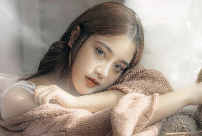 Vẻ đẹp lạnh lùng đầy cuốn hút của nữ sinh được mệnh danh “phù thủy make-up” Vẻ đẹp lạnh lùng đầy cuốn hút của nữ sinh được mệnh danh “phù thủy make-up”