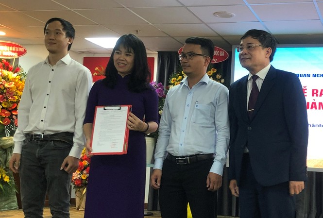 Ra mắt Văn phòng đại diện Tạp chí Quản lý nhà nước tại TPHCM Ra mắt Văn phòng đại điện Tạp chí Quản lý Nhà nuoc17 tại TPHCM