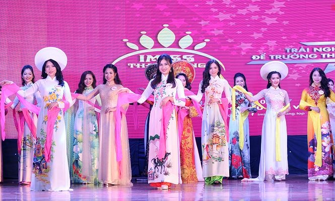 Khởi động cuộc thi tài sắc sinh viên iMiss Thăng Long 2018 Khởi động cuộc thi tài sắc sinh viên iMiss Thăng Long 2018