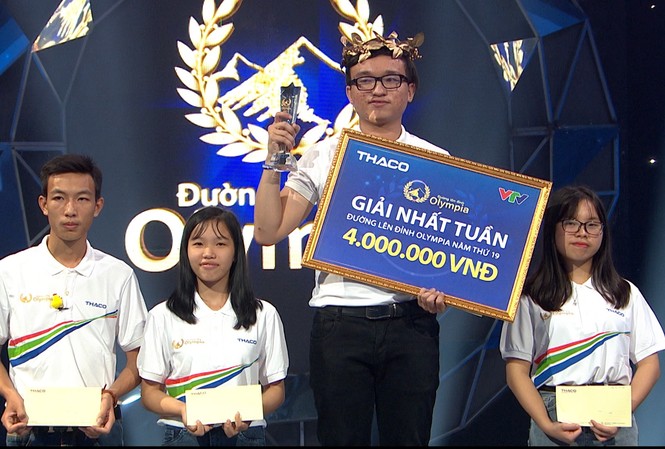 10X Sài thành giành vòng nguyệt quế Đường lên đỉnh Olympia Khưu Minh Khoa (THPT Bùi Thị Xuân, TPHCM) giành nhất cuộc thi tuần tháng 3 quý 4. Ảnh: FBCT