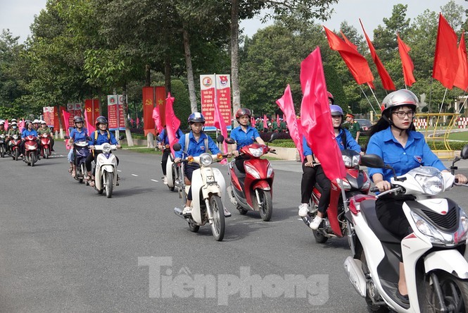 Khởi động cuộc thi viết 'Ý tưởng sáng tạo của thanh niên với văn hóa giao thông' Cuộc thi nhằm phát huy ý tưởng sáng tạo của thanh niên với văn hóa giao thông. Ảnh minh họa: Nguyễn Minh