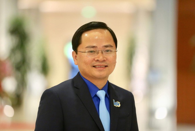 Anh Nguyễn Anh Tuấn là Chủ tịch T.Ư Hội LHTN Việt Nam khóa VIII Anh Nguyễn Anh Tuấn giữ chức Chủ tịch Ủy ban Trung ương Hội Liên hiệp thanh niên Việt Nam khoá VIII