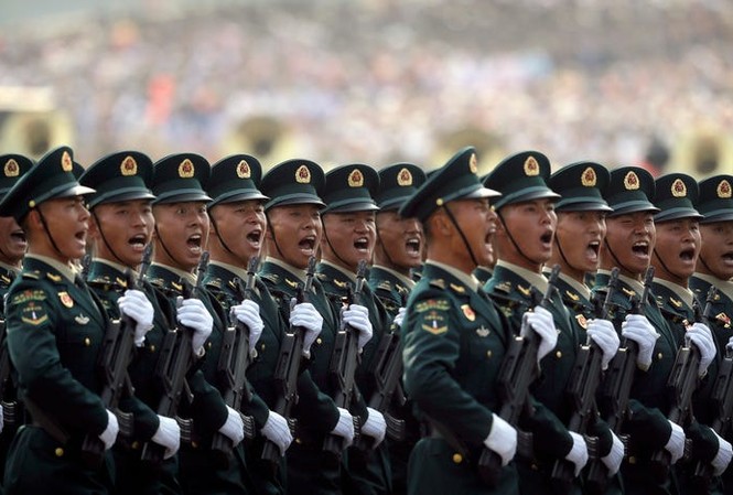 Mỹ cho rằng quân đội Trung Quốc nguy hiểm hơn Nga trong vài năm tới Quân đội Trung Quốc duyệt binh mừng quốc khánh lần thứ 70