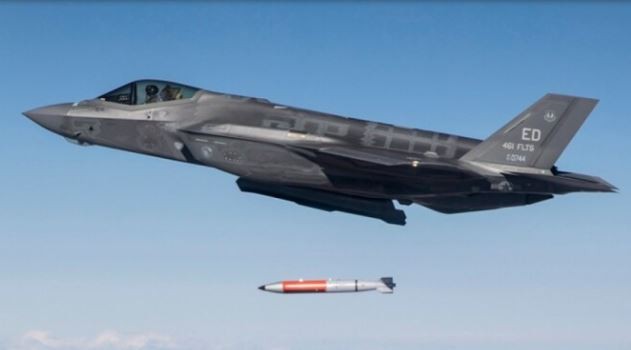 Mỹ công bố hình ảnh F-35 thả bom hạt nhân mới, lời cảnh báo Trung Quốc, Triều Tiên hình ảnh F-35 thả bom hạt nhân B61-12