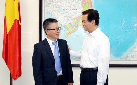 Thủ tướng gặp nhóm nhà khoa học của GS Ngô Bảo Châu Ảnh: VOV