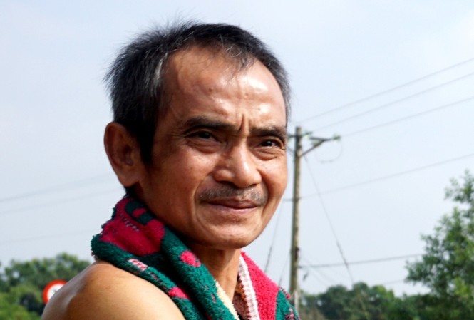 Ông Huỳnh Văn Nén bị tai nạn, chấn thương sọ não Ông Huỳnh Văn Nén sau khi được tạm tha, ngày 23/10/2015