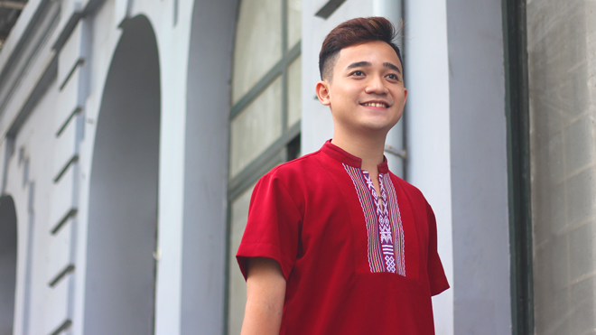 Chàng trai Ê-đê '- Mảnh ghép đặc biệt' trên tàu thanh niên 2017 Chàng trai Ê-đê Võ Tiến Tuấn Niê tự hào với văn hóa truyền thống dân tộc mình