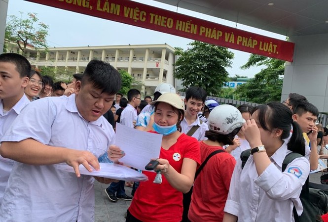 47 thí sinh đầu tiên trúng tuyển Y đa khoa của ĐH Y Hà Nội 47 thí sinh đầu tiên trúng tuyển Y đa khoa của ĐH Y Hà Nội
