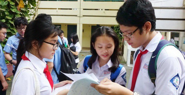 Còn 1 ngày thi vào lớp 10, ôn tập Toán - Văn thế nào để tránh mất điểm ‘oan’? Còn 1 ngày thi vào lớp 10, ôn tập Toán - Văn thế nào để tránh mất điểm ‘oan’?
