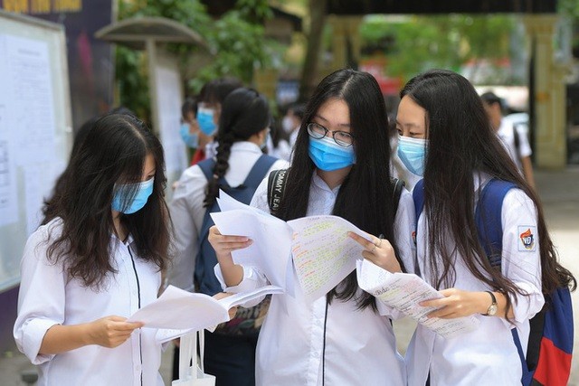 Điểm chuẩn ĐH Ngoại ngữ- ĐH Quốc gia HN cao nhất ngành nào, điểm chuẩn năm nay ra sao? Điểm chuẩn ĐH Ngoại ngữ- ĐH Quốc gia HN cao nhất ngành nào, điểm chuẩn năm nay ra sao?
